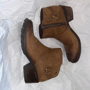 Teva waterproof ankle boots